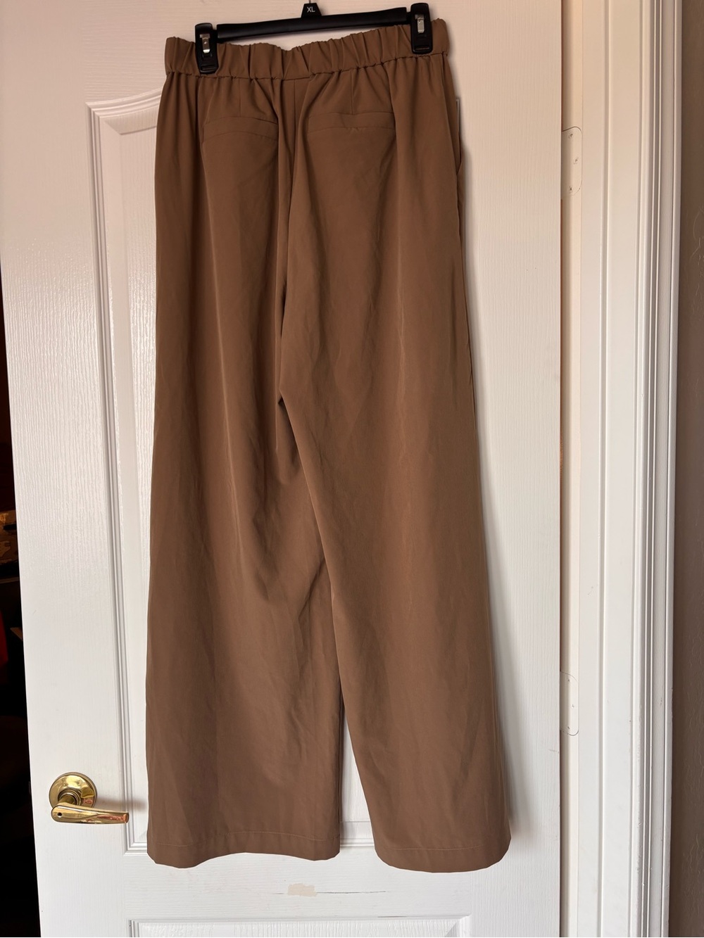 Varley Kayson Wide leg Pant Trousers Camel soft flex material Medium - Picture 3 of 11